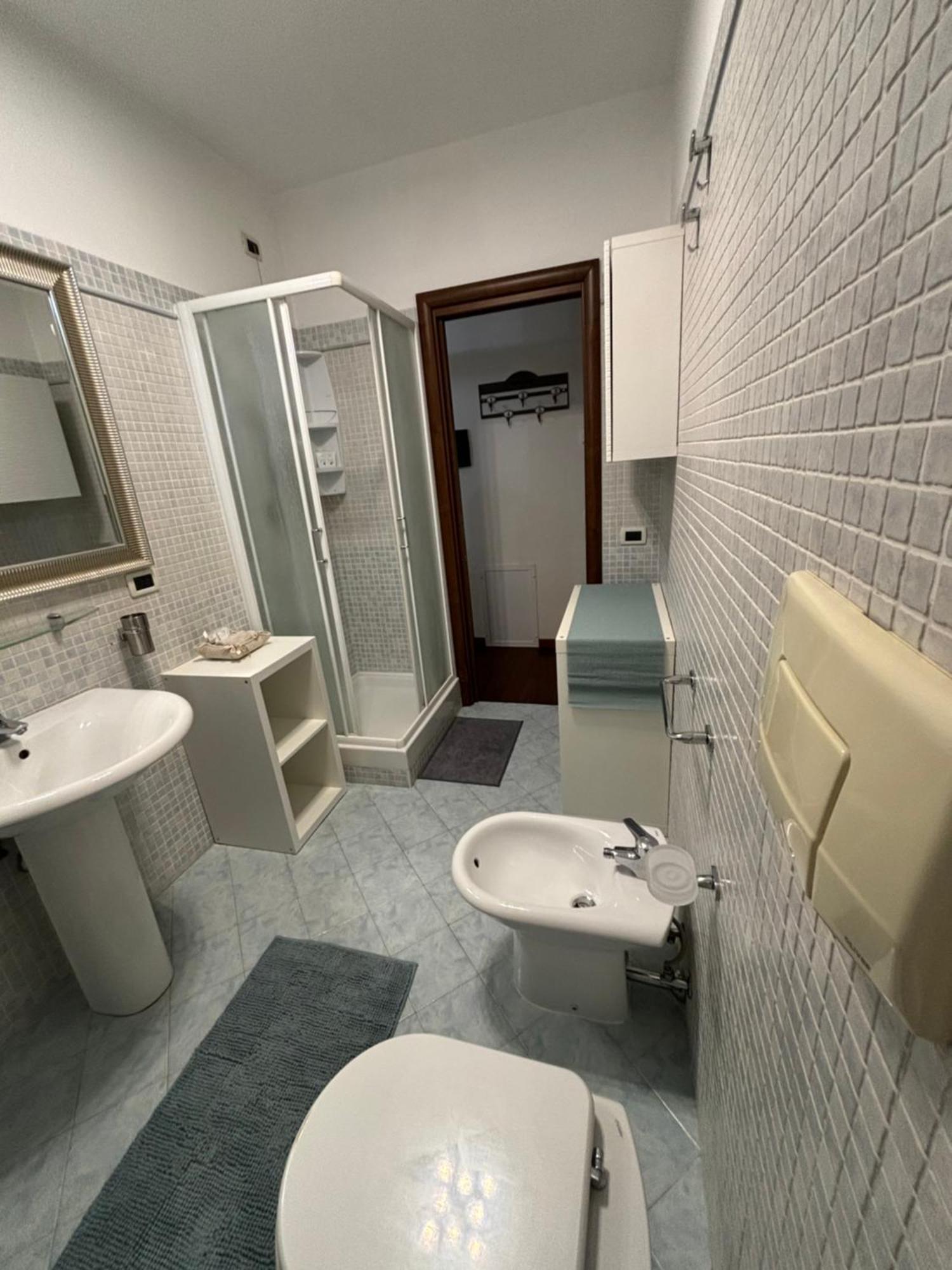 Michelangelo Apartment Пескара Екстер'єр фото