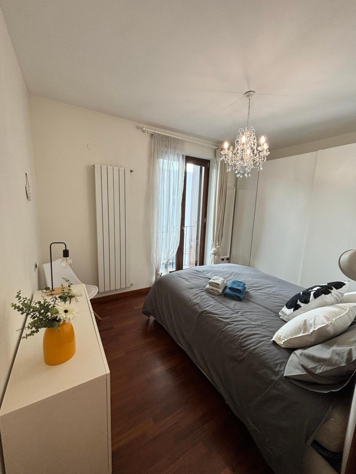 Michelangelo Apartment Пескара Екстер'єр фото