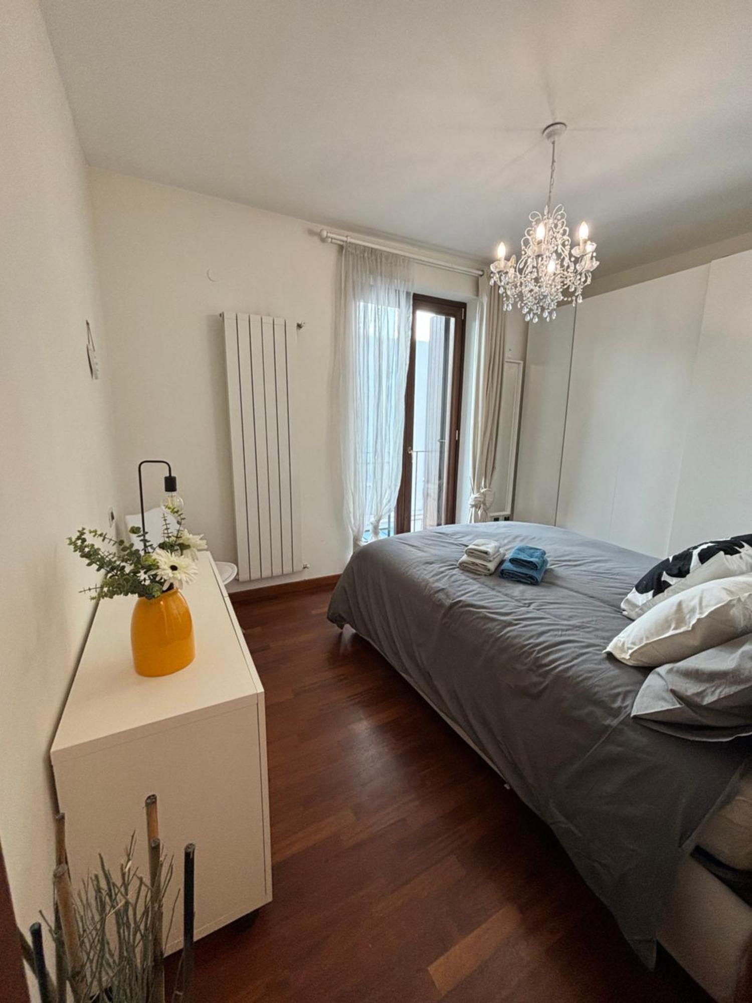Michelangelo Apartment Пескара Екстер'єр фото